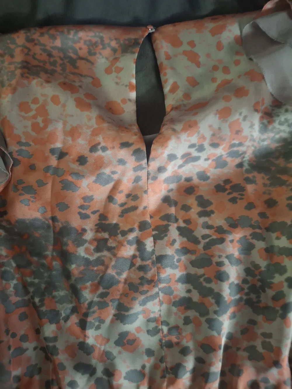 Jessica Simpson Coral and Gray Print Blouse